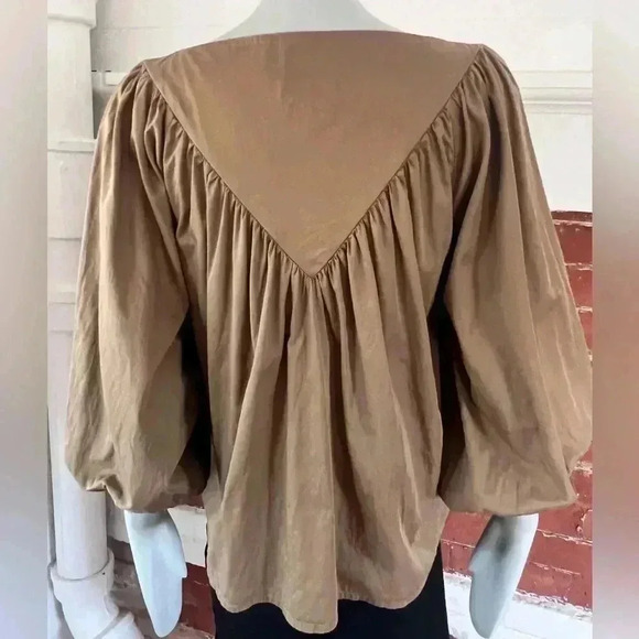Future Primitive Balloon Sleeve  Blouse in Khaki Sustainable - Picture 9 of 13